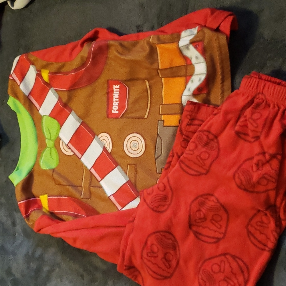 3 pair size 10 boys pajamas